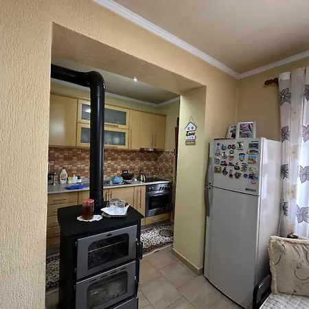 Ina House شقة